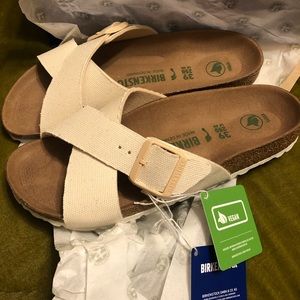 Birkenstock size 8 vegan Siena eggshell sandals NWT NIB